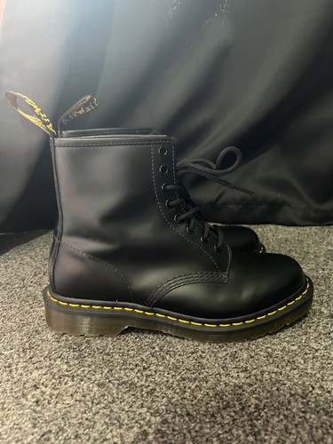 The original doc martens size - original,