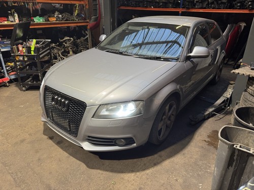 Breaking audi 8p 2 - ♻️breaking,