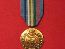 FULL SIZE UNITED NATIONS UN CHAD MEDAL WITH RIBBON IN MINT CONDITION
