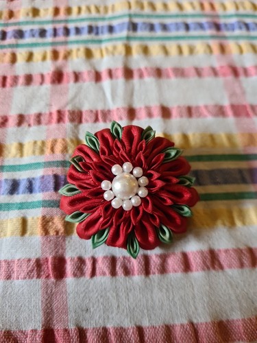 Handmade red tsumami kanzashi - handmade,