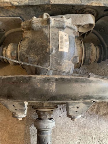 Bmw e70 lci rear diff - x5,