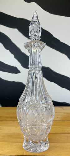 Vintage cut crystal - cut, decanter