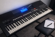 Yamaha PSR-E433 Digital