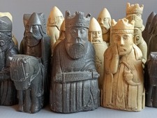 Isle of Lewis Chess Set Black