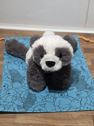 Nwt jellycat smudge panda - smudge,