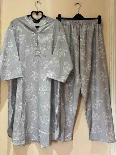 Women grey colour - grey,