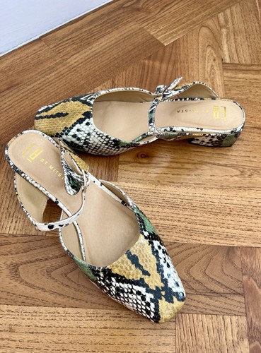 Miista mules snake - e8, mules,