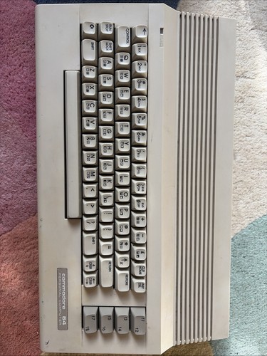 Commodore console with - 64,
