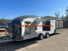 Debon C2000 Enclosed Car
