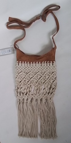 Pieces crochet cross body - pieces,