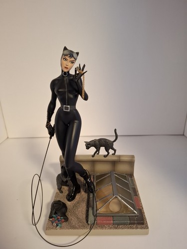Direct catwoman statue - dc,