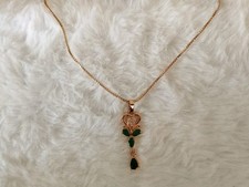  Beautiful Locket+Chain
