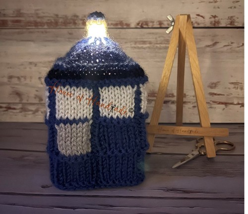Knitting pattern police box - knitting,