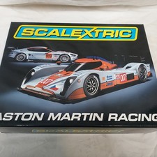 SCALEXTRIC ASTON MARTIN RACING