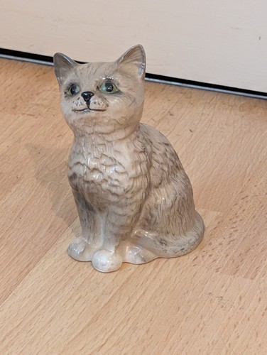 Royal doulton cat - doulton, grey