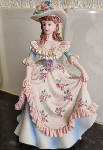 Regency fine arts - fine, demure