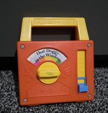 Vintage wind radio fisher - up,