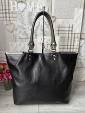 Kenneth Cole New York contemporary carry all expandable tote Bag black leather