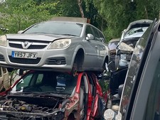 Vauxhall Vectra breaking spares alloy wheels Nut