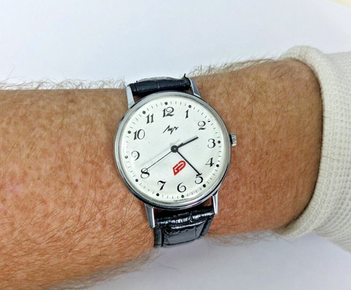 Luch watch quartz wristwatch - watch,
