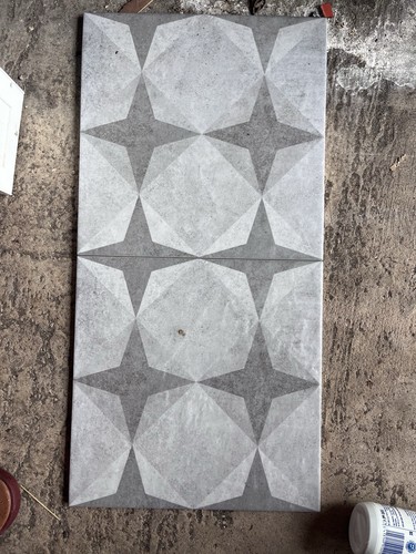 Statement grey white - statement, grey/