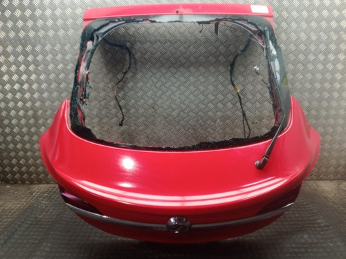 Vauxhall insignia tailgate - vauxhall,