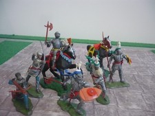 BRITAINS SWOPPETS  KNIGHTS & HORSES  TOY SOLDIERS