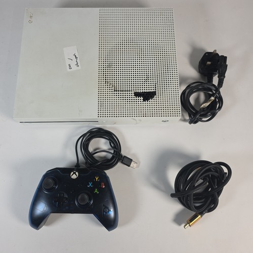 Microsoft xbox one console - one, s