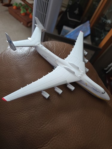 Herpa antonov design bureau - antonov,