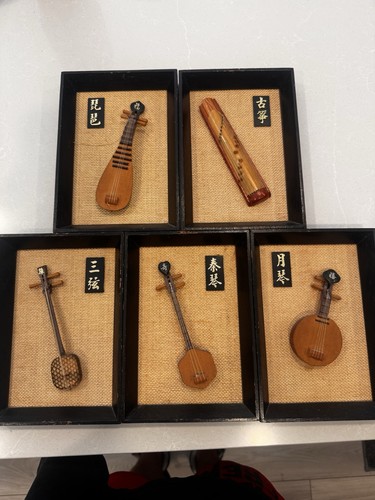 Yueqin mini musical instrument - yueqin,