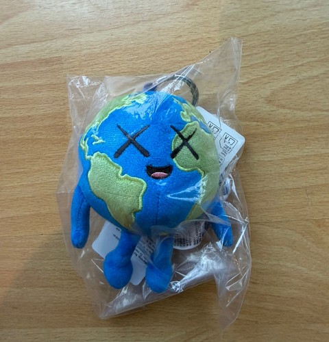 Uniqlo kaws universe plush - uniqlo,