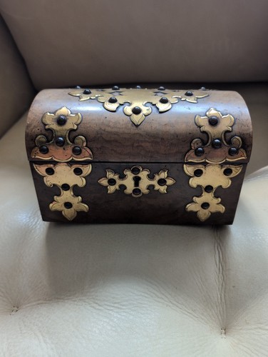 Antique burr walnut - antique,