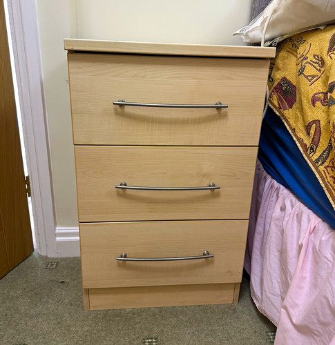 Light wood drawer bedside - 3,