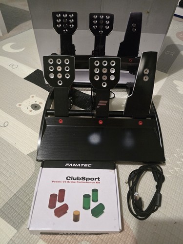 Fanatec clubsport pedals - fanatec,