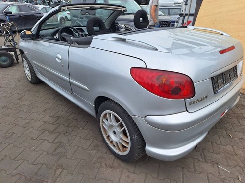 Peugeot 206 2004 - 206, rear
