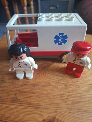 Vintage duplo ambulance - vintage,