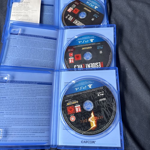 Resident evil ps4 bundle - resident,