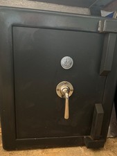 Chubb Floor safe with two keys, Good condition, heavy duty, 225kg Approx