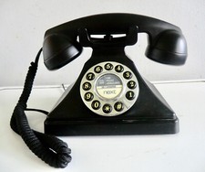 BLACK RETRO CORDED TELEPHONE