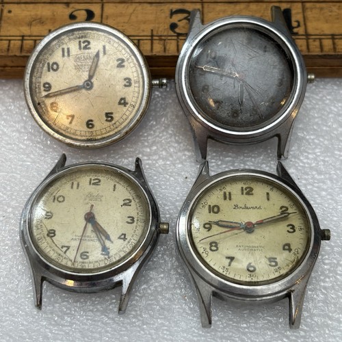 Broken vintage watch - broken,