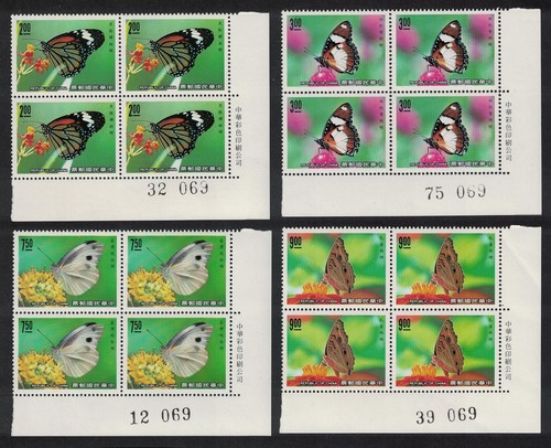 Butterflies corner blocks - butterflies,