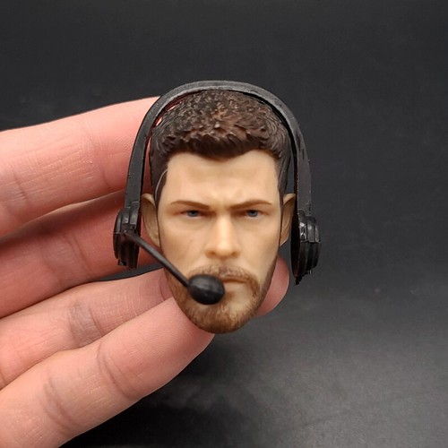 Scale male soldier - male, headset