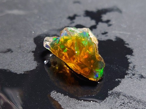 Ethiopia precious opal raw - ethiopia,