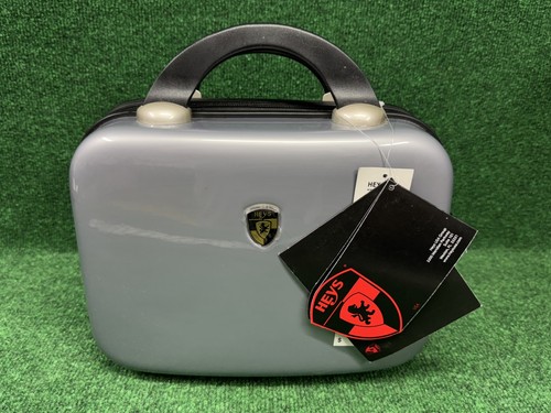 Nwt heys usa small luggage - nwt,