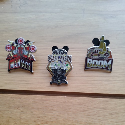 Disney trading pins - trading,