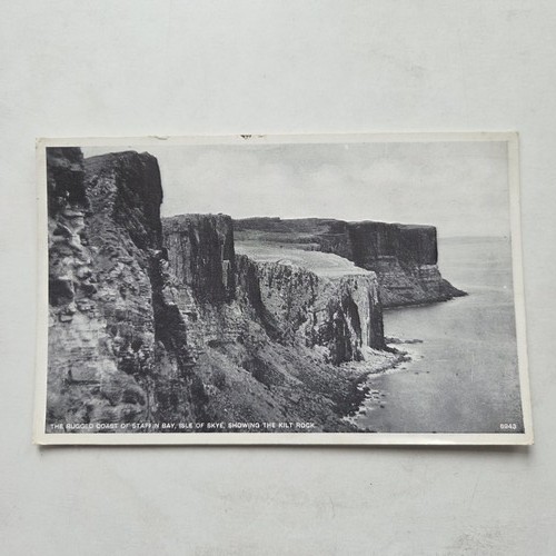 Staffin bay kilt rock - staffin,
