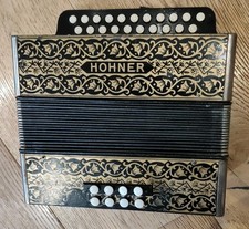 HOHNER Pokerwork Melodeon