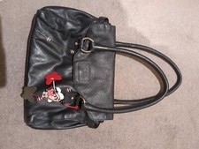 COUNTRY CASUALS  BLACK LEATHER SHOULDER BAG with Tags