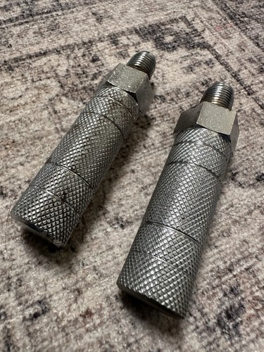 Freestyle fork pegs - freestyle, standers