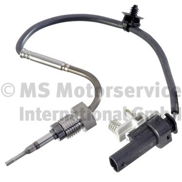 Before catalytic converter
